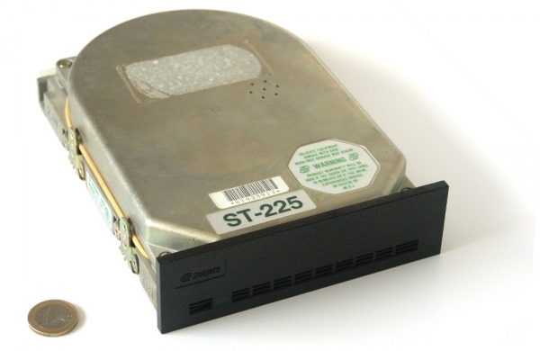 Hard disk drive - Ninerpedia